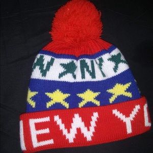 New York Beanie with POM